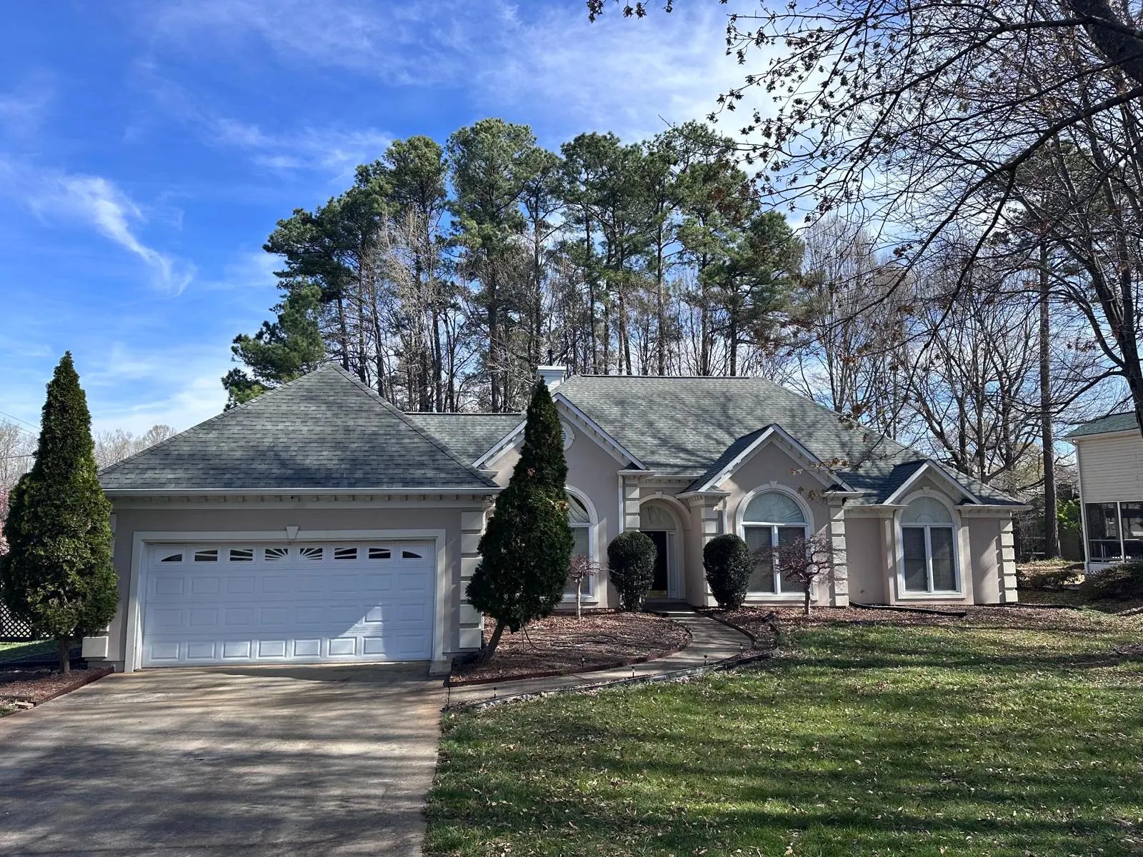 Finished roof replacement by Tectum